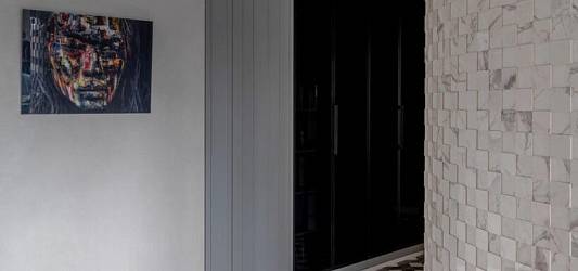 Мозаика как украшение: декоративные акценты в прихожей